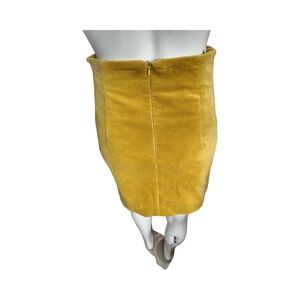 Elegant Velvet Pencil Skirt in Mustard